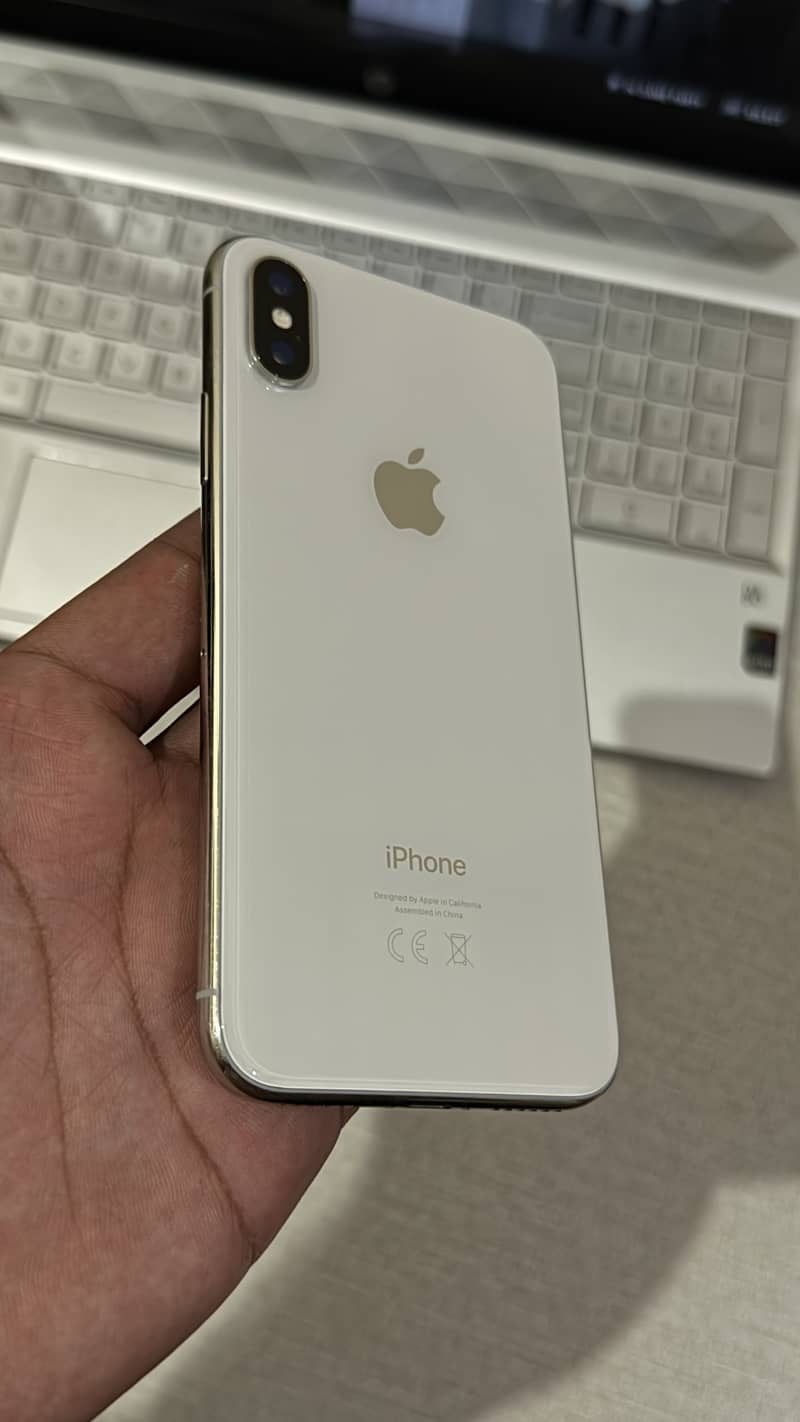 Apple iPhone X 0