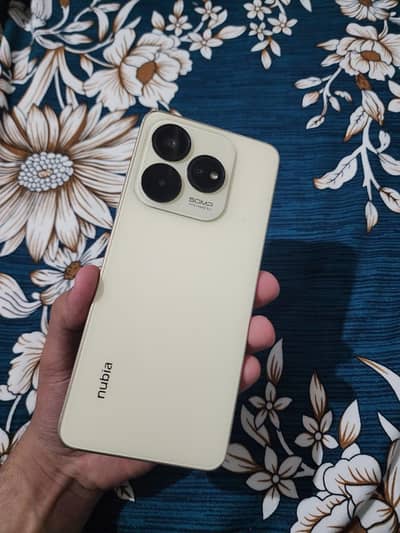 Zte nubia V60 Design