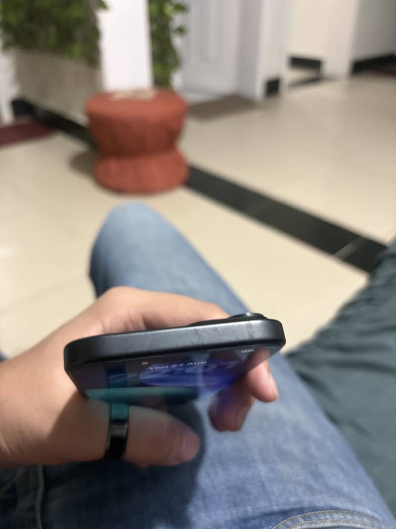 Apple iPhone 15 6