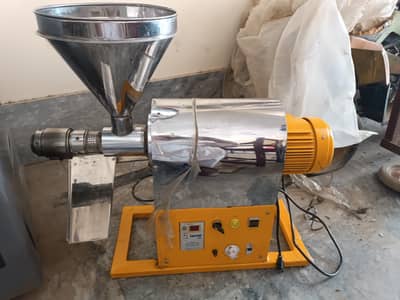Ishfaq & Company Kassowal Stainless Steel Commercial Oil Machine