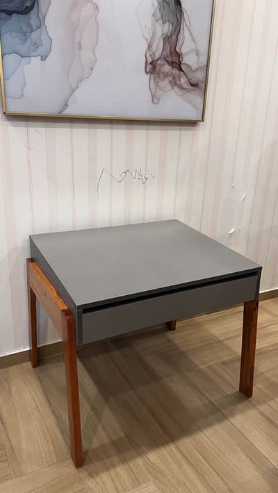 Study table for kids