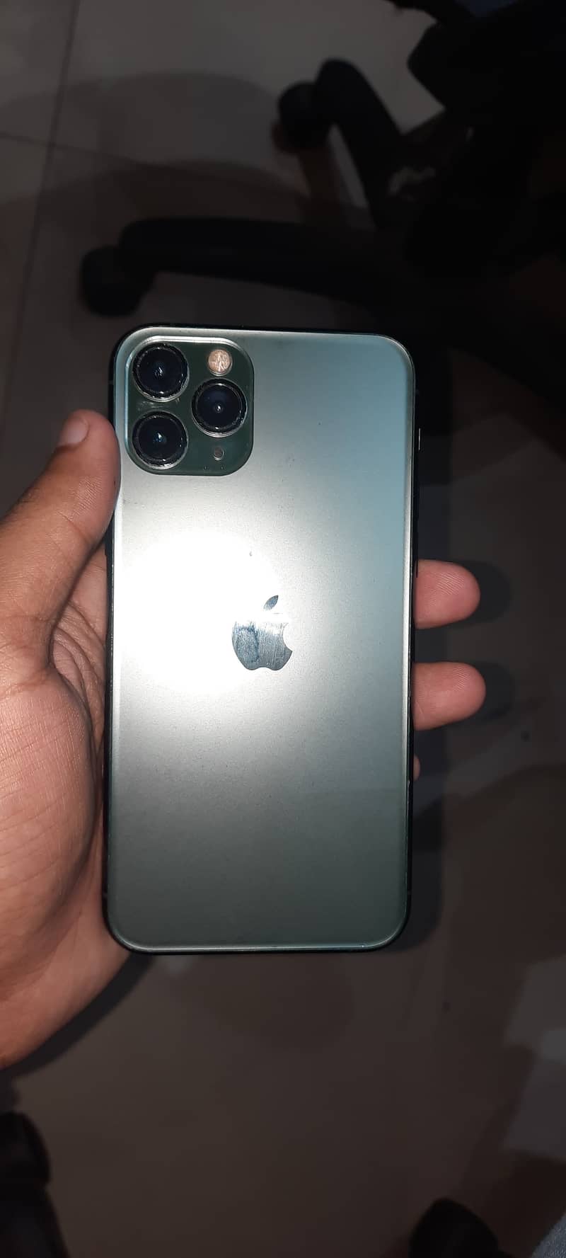 Iphone 11pro (sim working) 1
