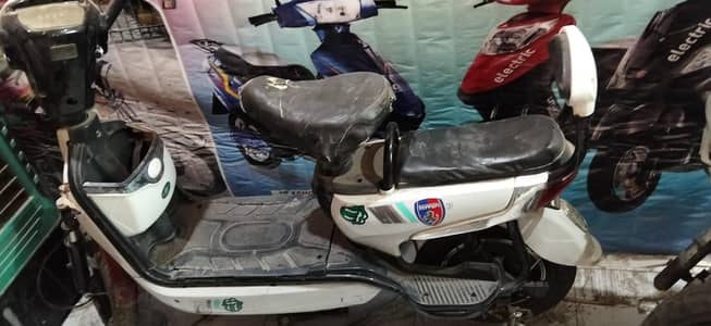 48v 13ampere Electric Scooty