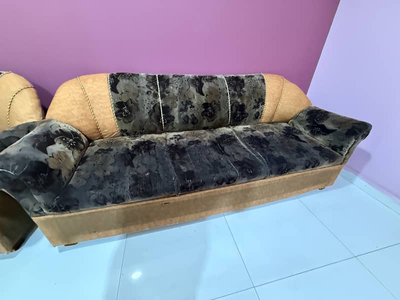 5 seater sofa 3