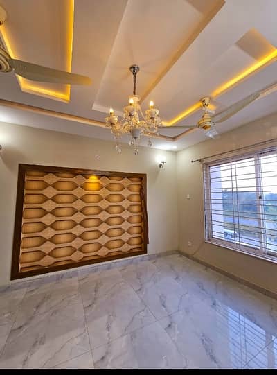 7 Marla Tile Flooring Upper Portion Very Prime Location Gas Boring Parking Available G-13/1