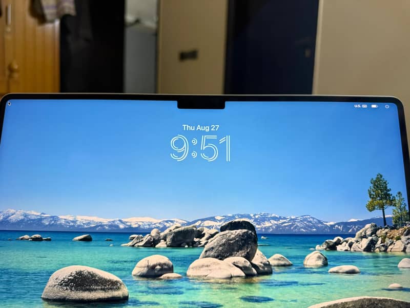 MacBook Pro M5 4