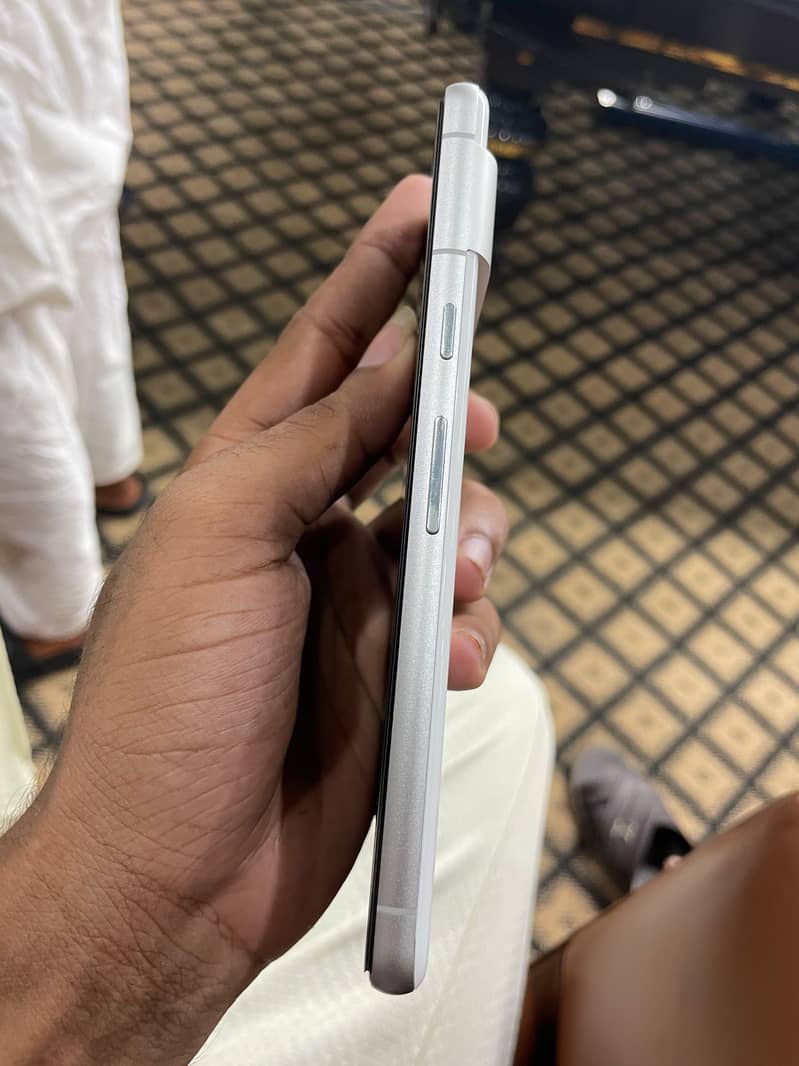 Google Pixel 7 10