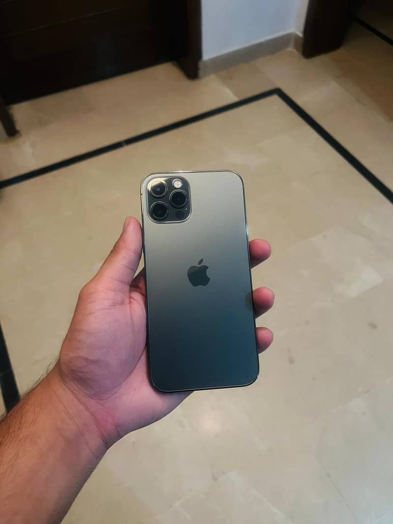 Apple iPhone 12 Pro 0