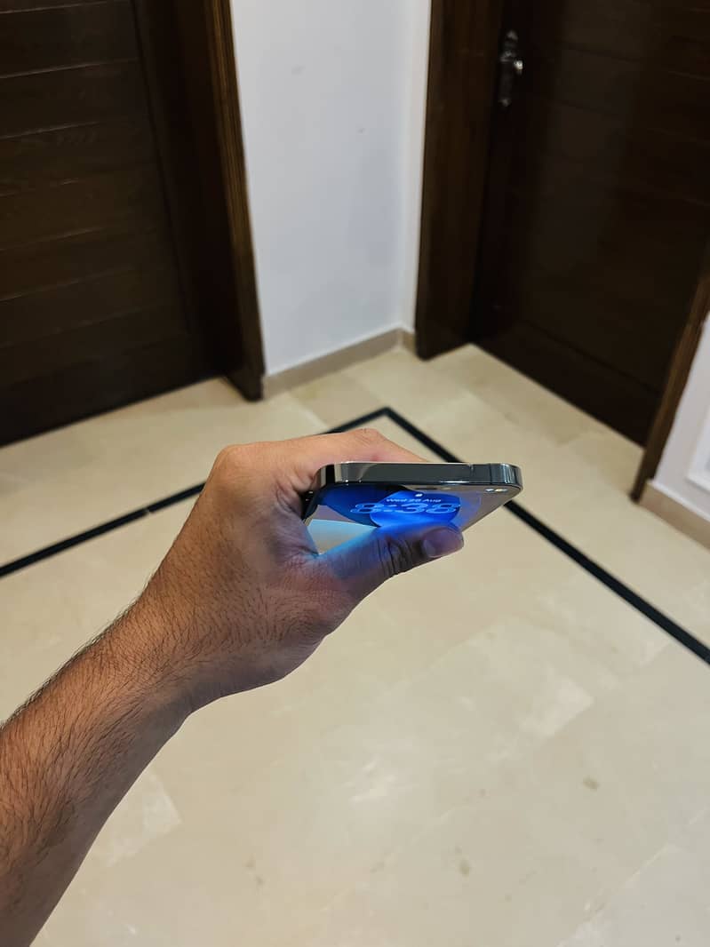 Apple iPhone 12 Pro 3