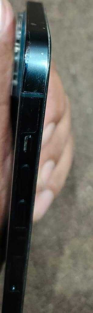 Apple iPhone 12 Pro Max 3