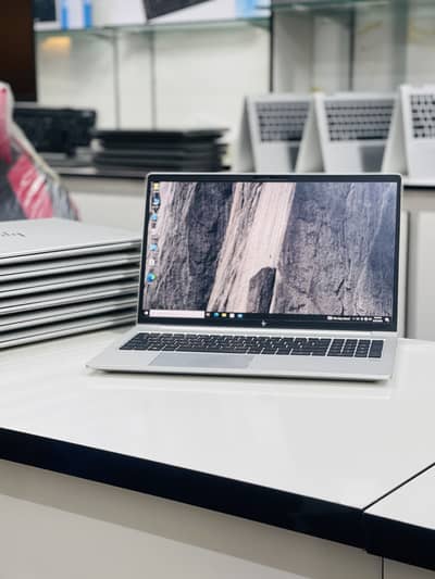 HP Elitebook 655G10 - Ryzen 5 Pro 7530U / 13th Gen Processor