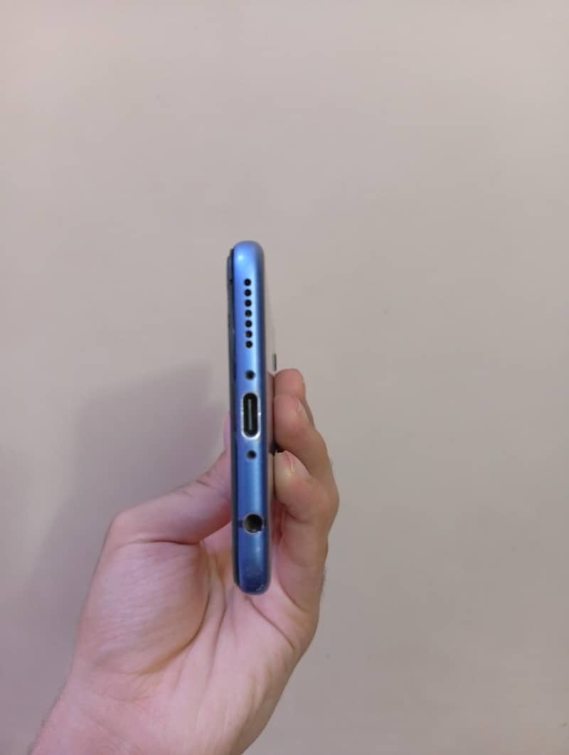 Huawei Nova 2 Plus 4