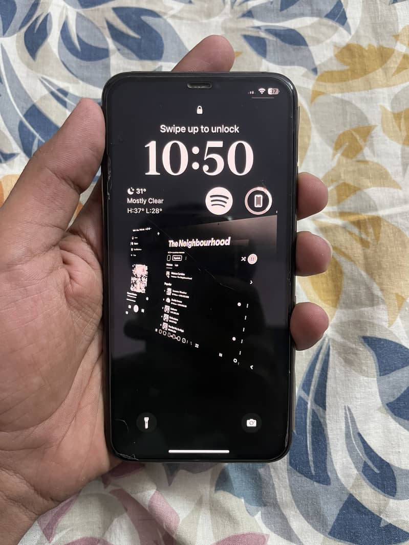 iPhone 11 Pro Max 6
