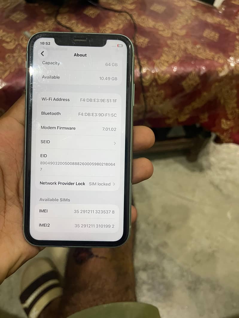 Apple iPhone 11 3