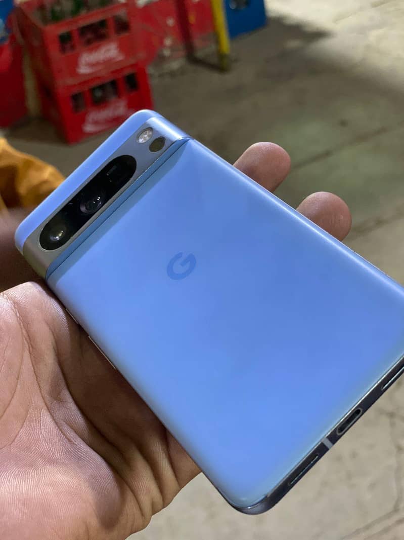 Google Pixel 8 Pro 6