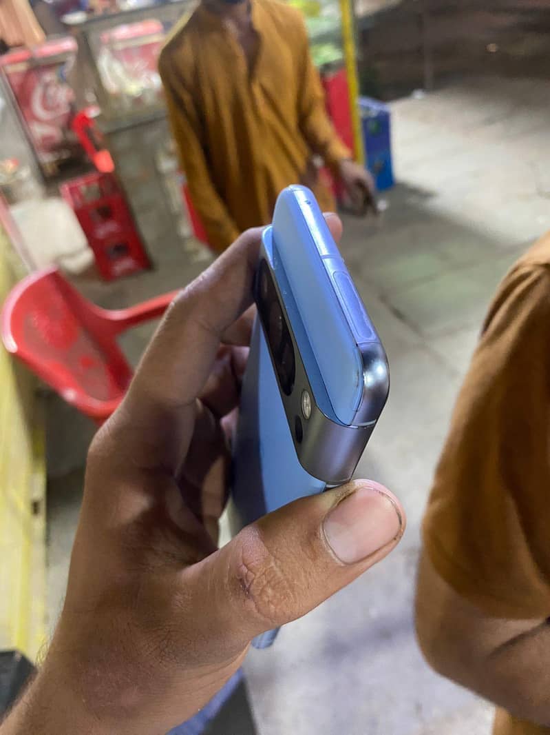 Google Pixel 8 Pro 9