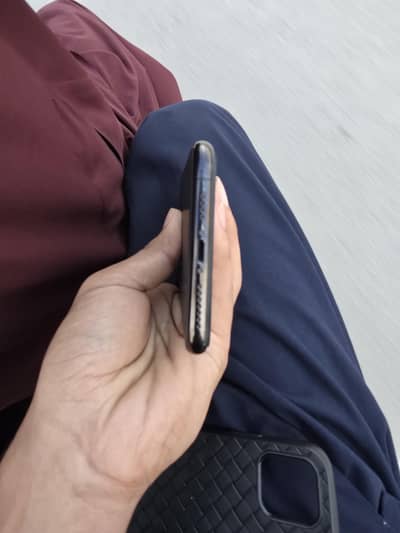 Apple iPhone 11 pro max