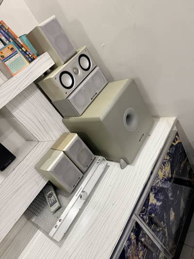 Marantz Home Cinema Sound System + Active Subwoofer