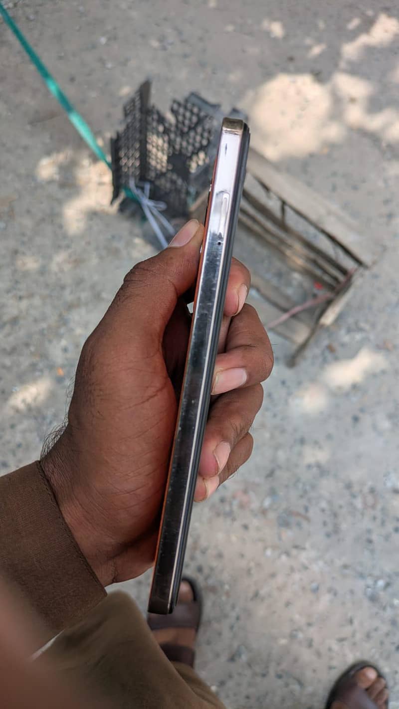 Infinix Note 30 4