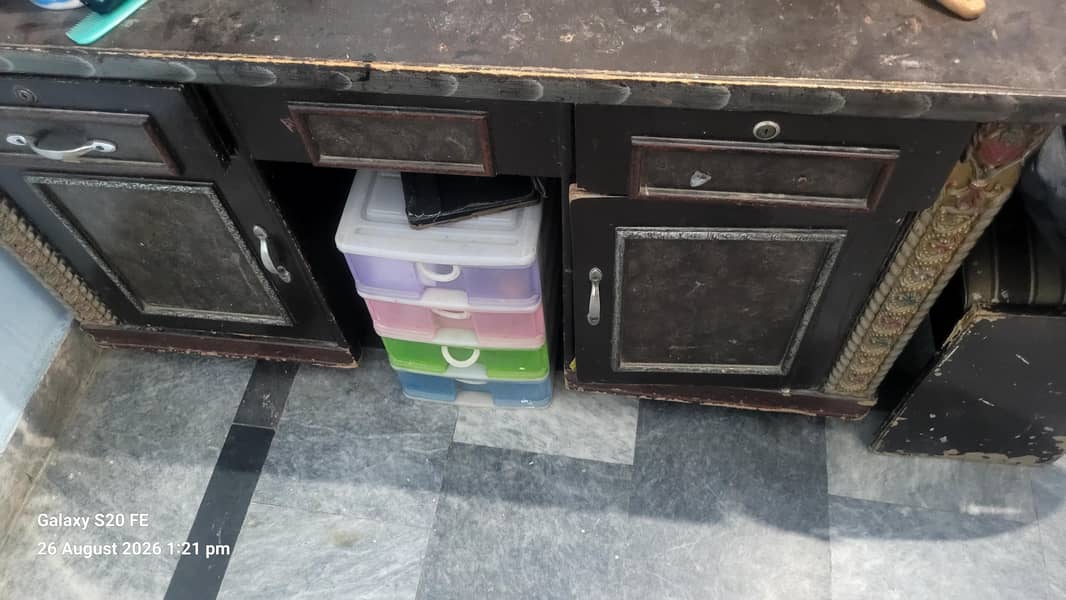 Bed Side table 4