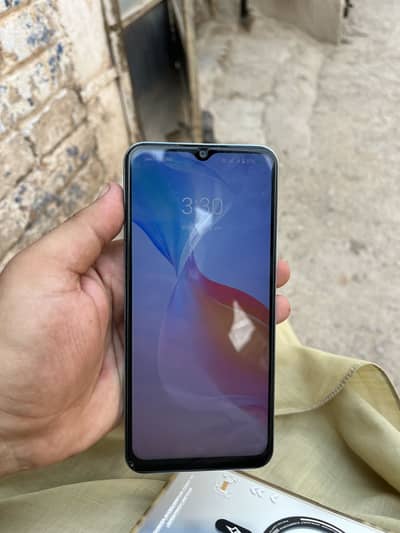 Vivo Y21