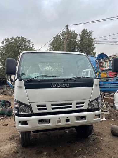 Isuzu NPR