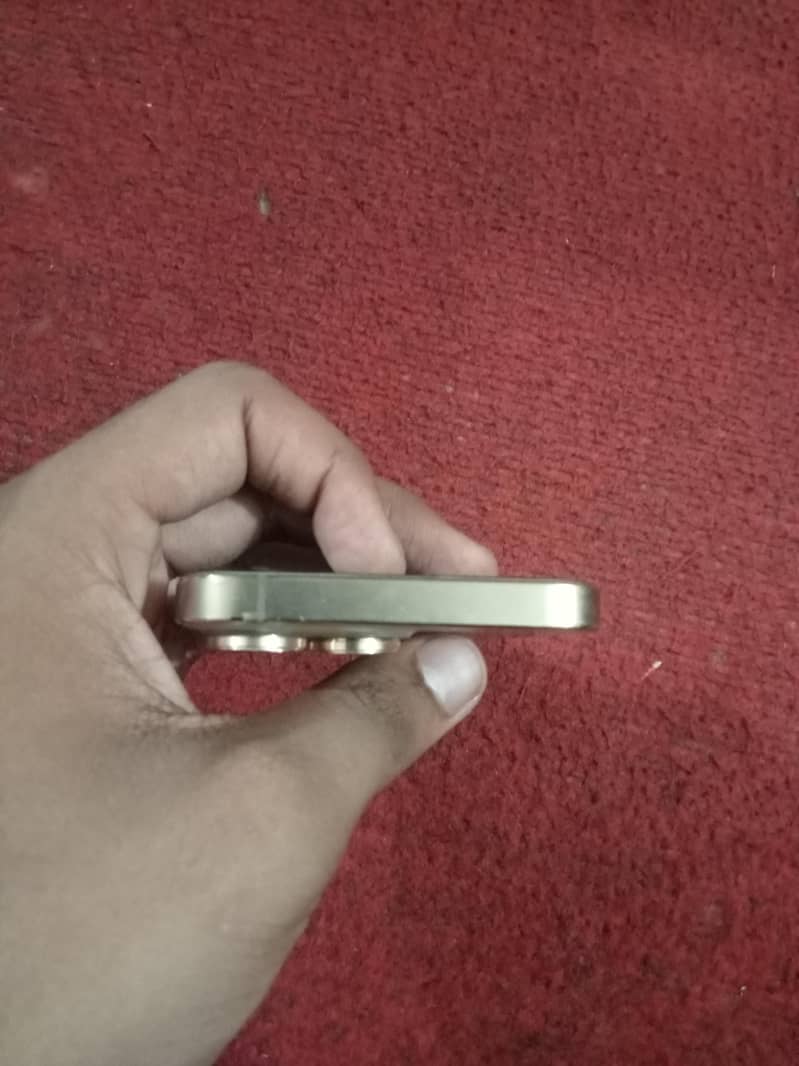 Apple iPhone 13 Pro 3