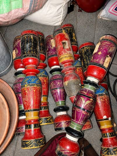 new 2 char pai ky paya pure wood ma 3 bai