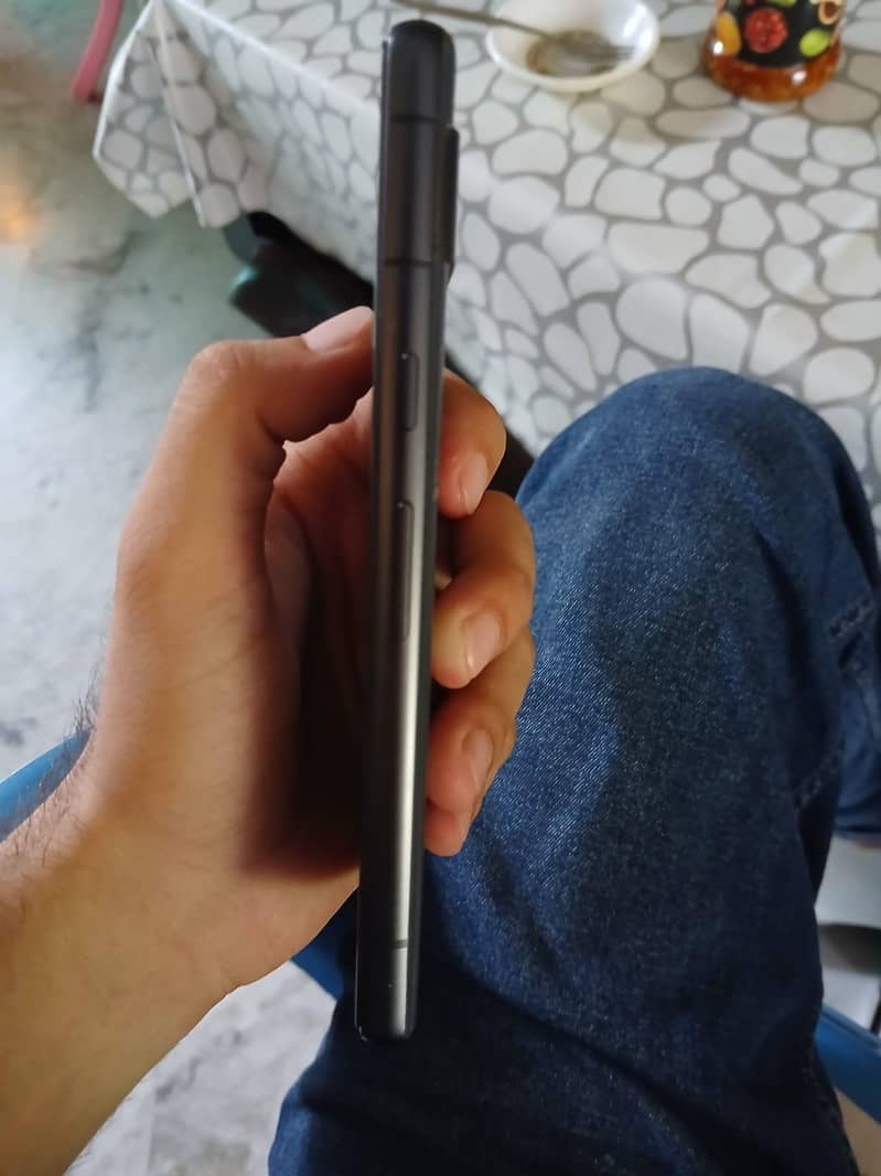 Google Pixel 7a 2