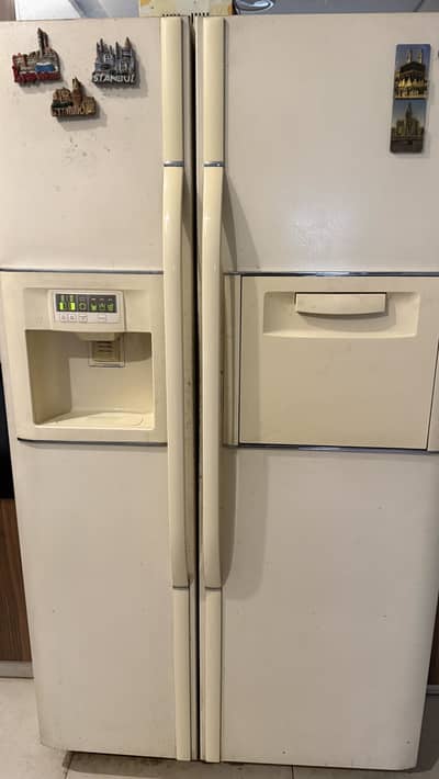 Double door LG fridge and freezer
