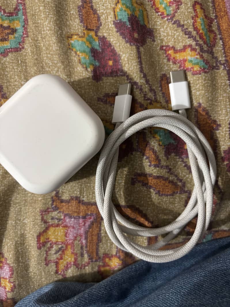 Apple iPhone 15 5