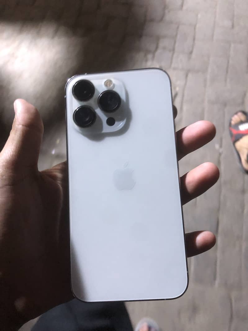 Apple iPhone 13 Pro 7