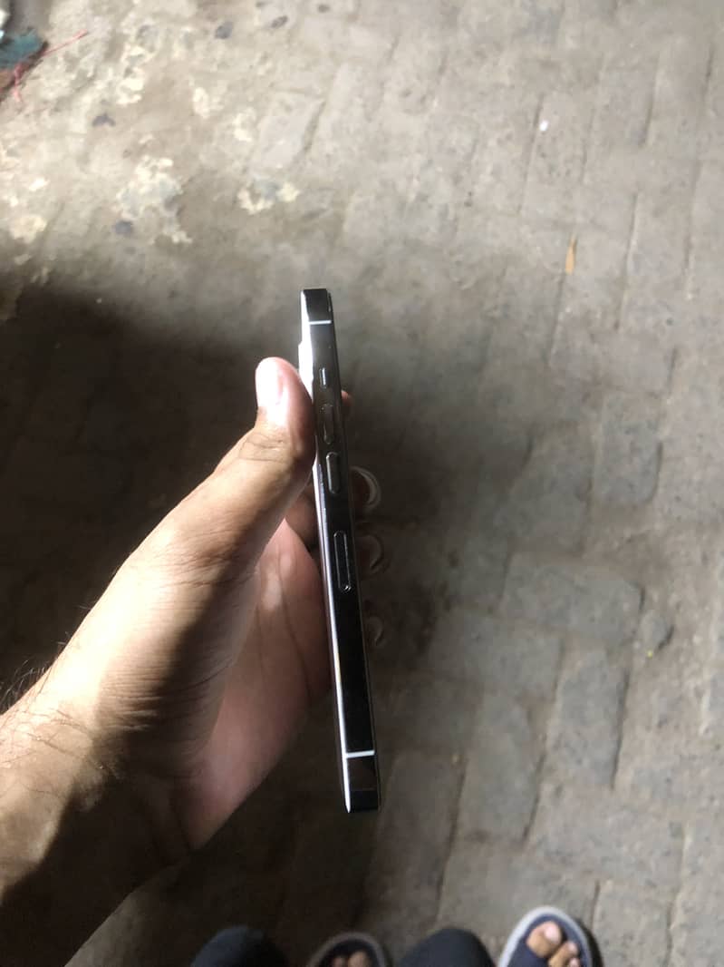 Apple iPhone 13 Pro 11