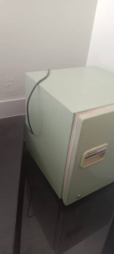 Good quality mini fridge