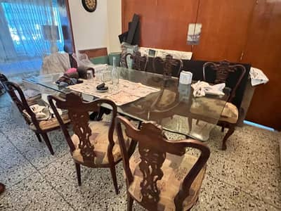 8 seater dining table (without chairs)