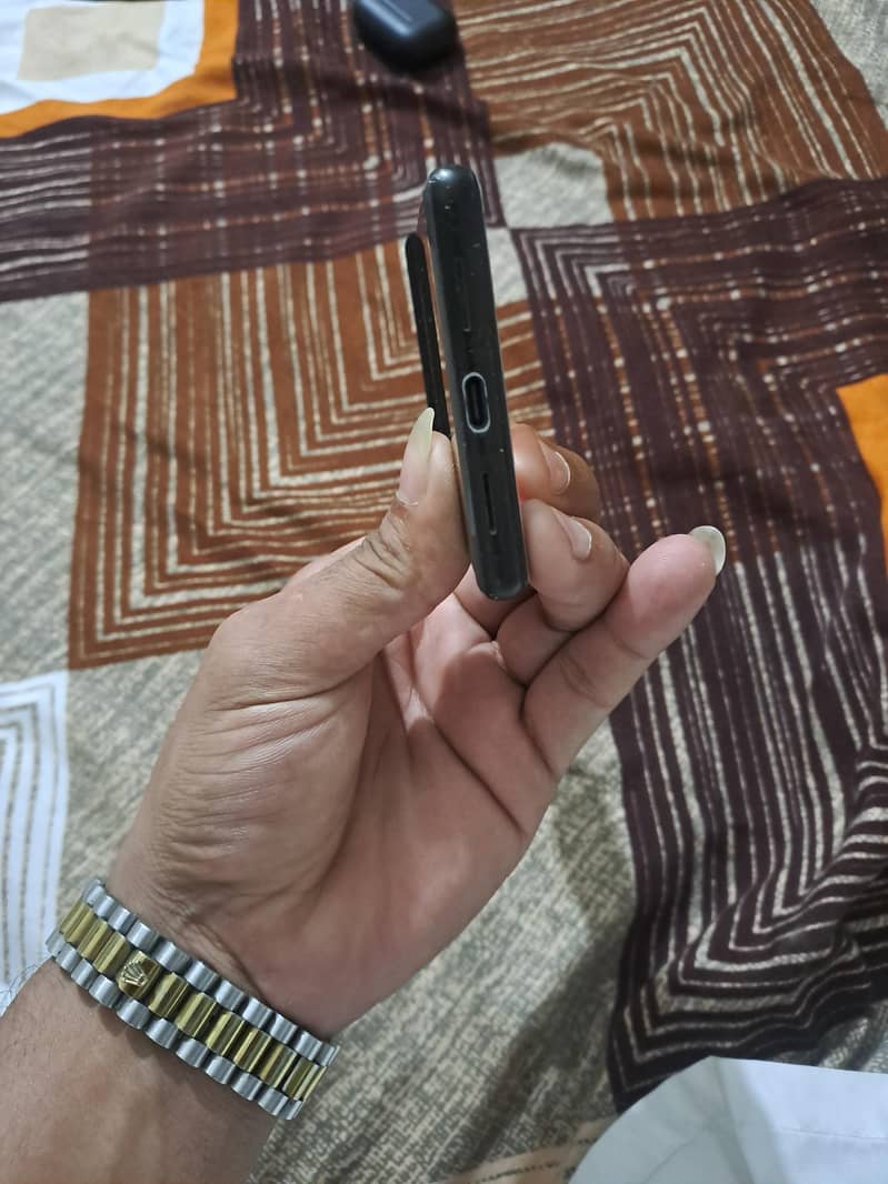 Google Pixel 6 5