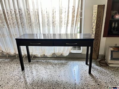 Side board