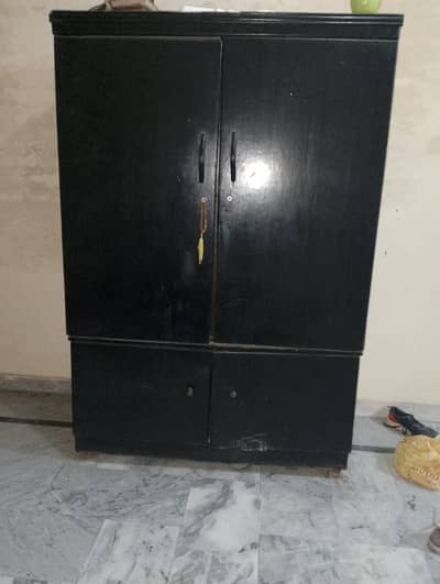 Old Style Cupboard | Thick wooden