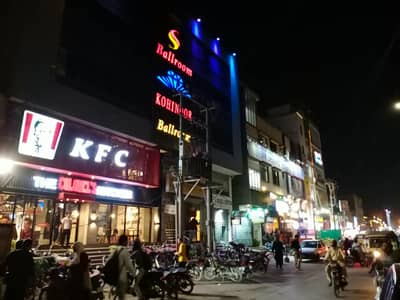 120 yards ki SPACE for Rent MAIN ROAD pe retail outlet k liye yaa Franchise k liye