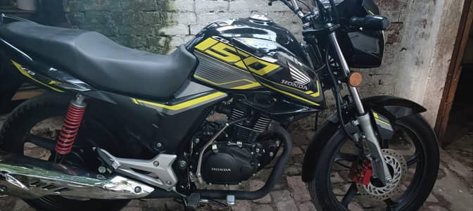 Honda CB 150F