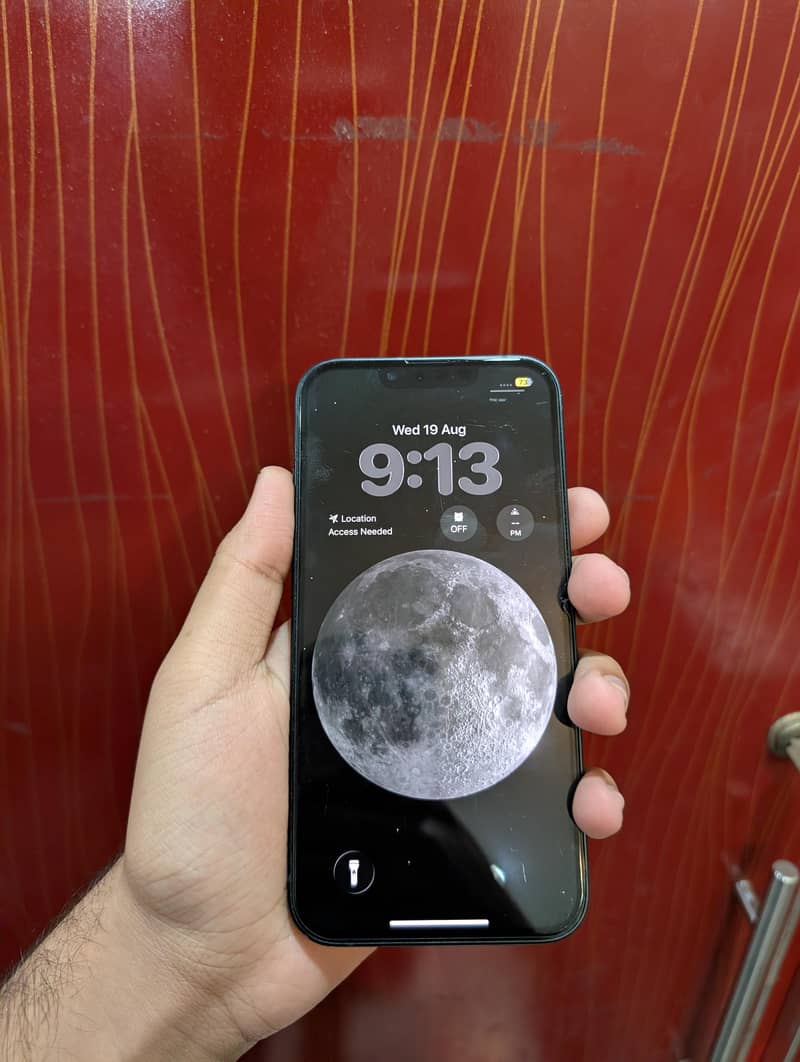 Apple iPhone 13 5