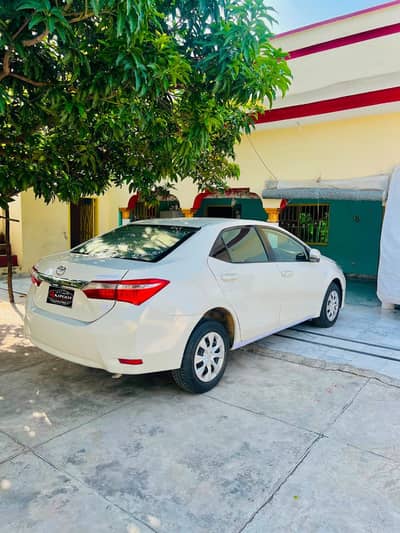 Toyota Corolla XLI 2017 | Dec 2016 Invoice | White