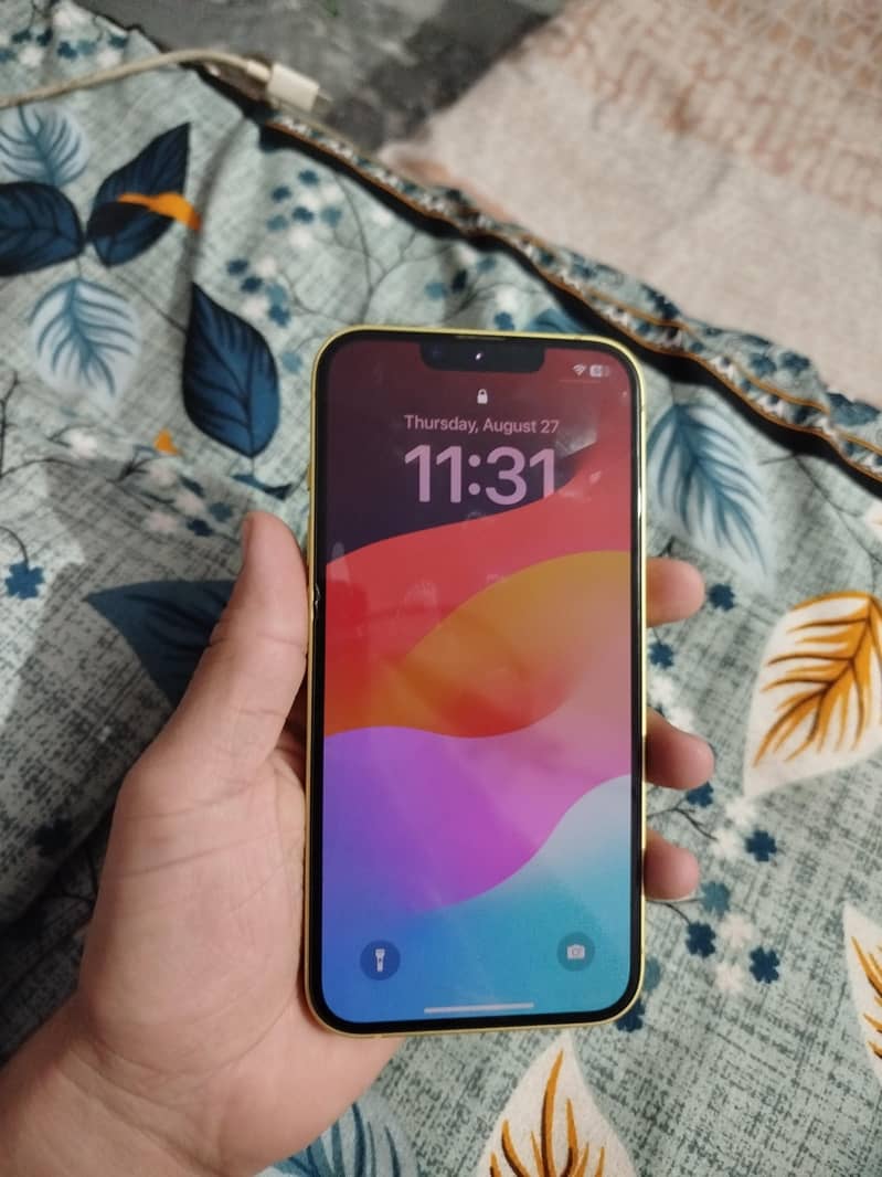 Apple iPhone 14 5
