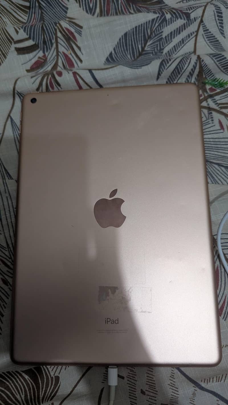 ipad 8th generation -128gb 3