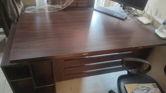 1 Executive Office Table, 2 Call Center Rack & 2 Chairs