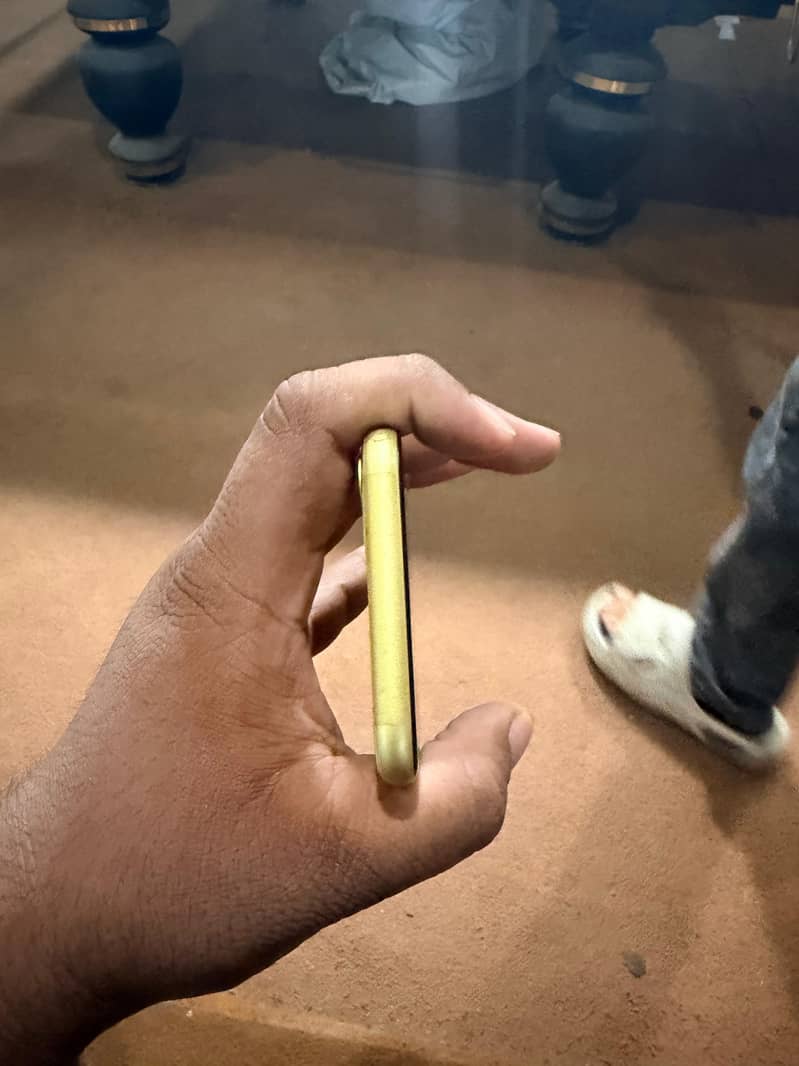 Apple iPhone 11 2