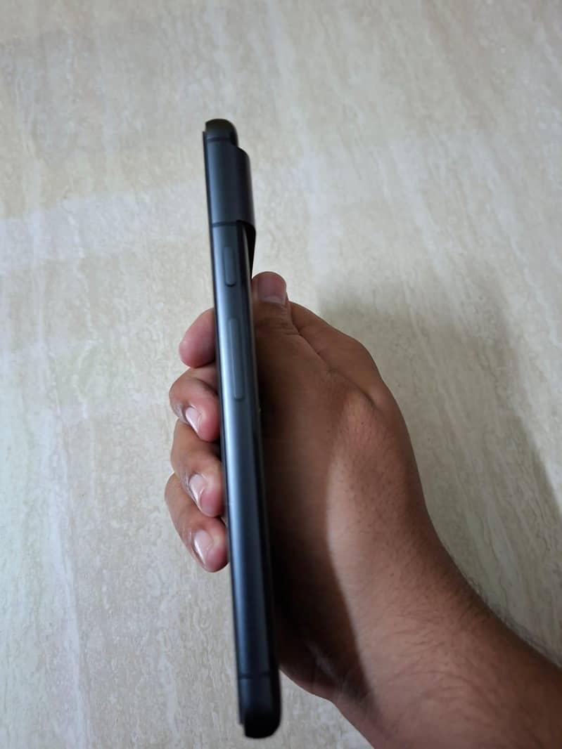 Google Pixel 8 1