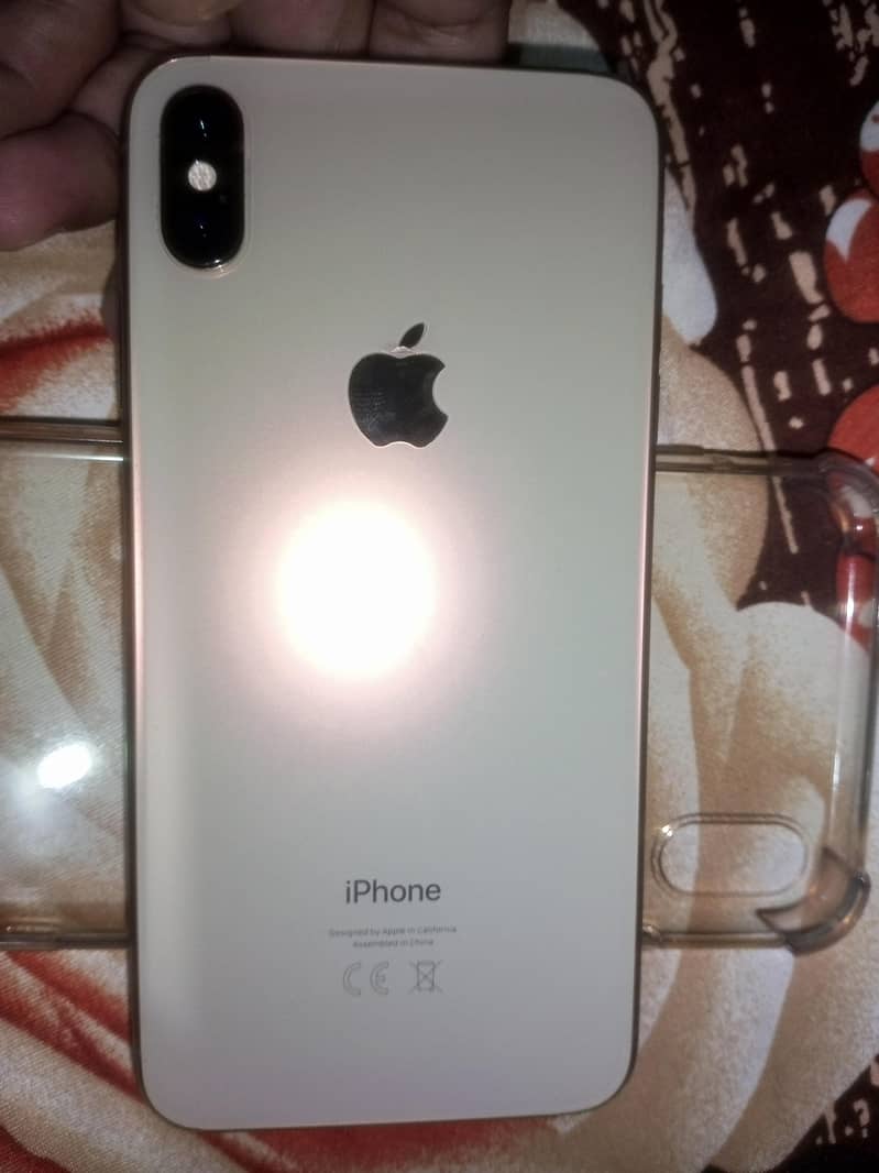 Apple iPhone XS Max 2