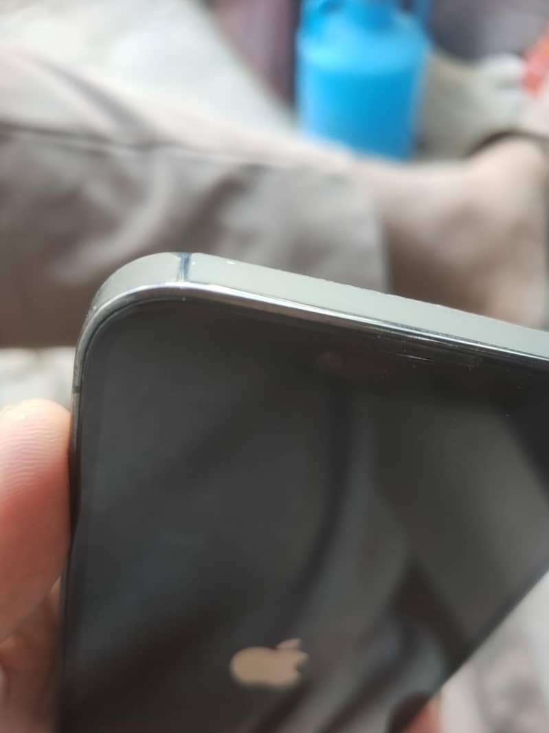 iPhone 13 pro 6