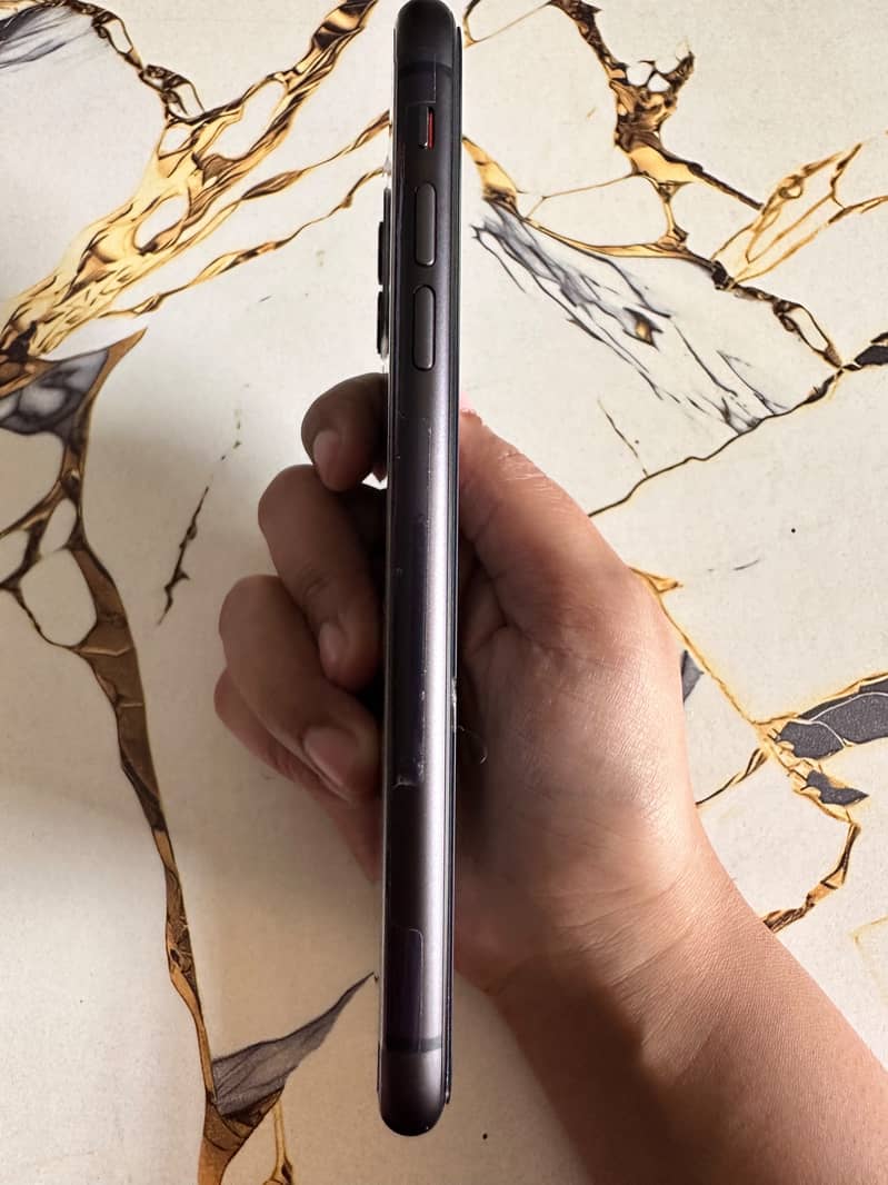 Apple iPhone 11 1